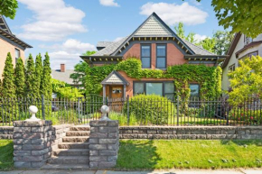 Ekman Carriage House